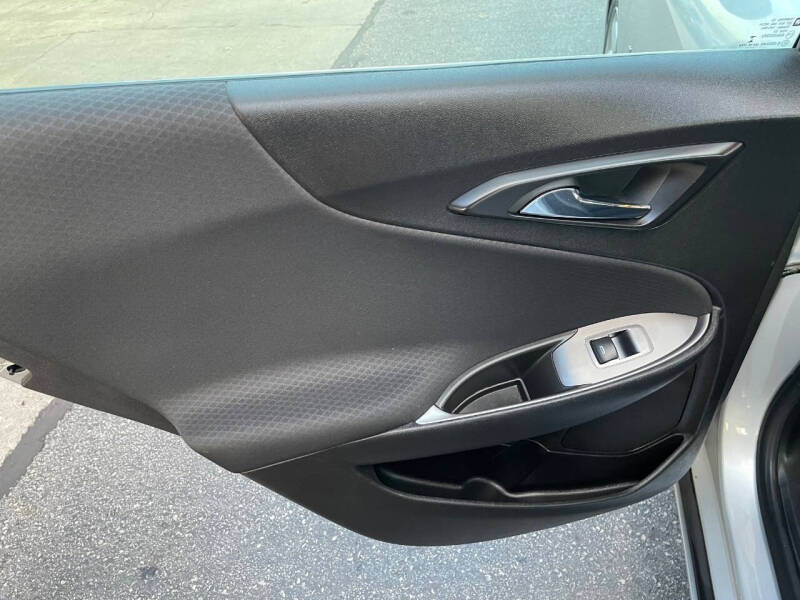 2018 Chevrolet Malibu LS