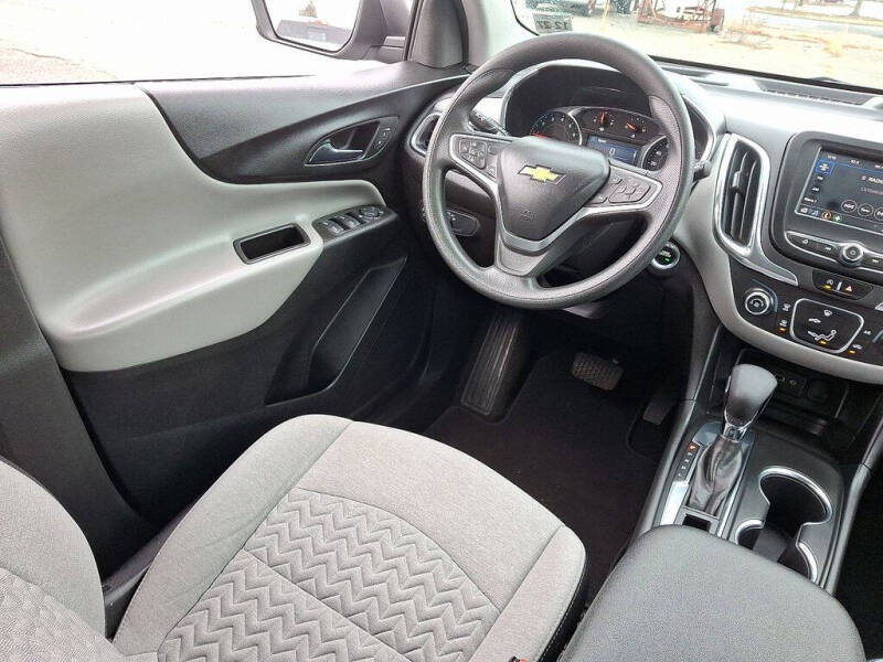 2023 Chevrolet Equinox LS