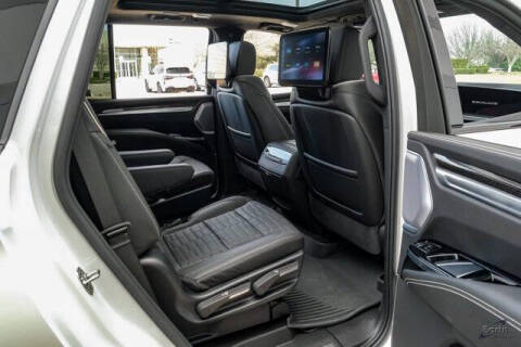 2025 Cadillac Escalade-V