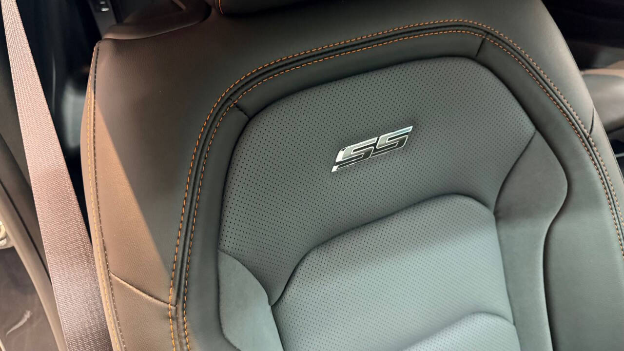 2017 Chevrolet Camaro 59