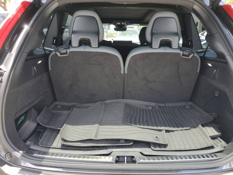 2024 Volvo XC90 B6 Ultimate Bright Theme 7P