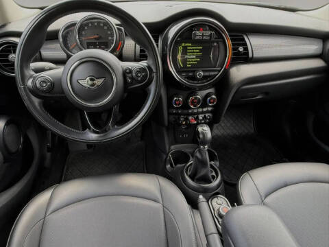 2018 MINI Hardtop 4 Door Cooper