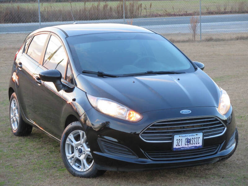 2016 Ford Fiesta S's photo