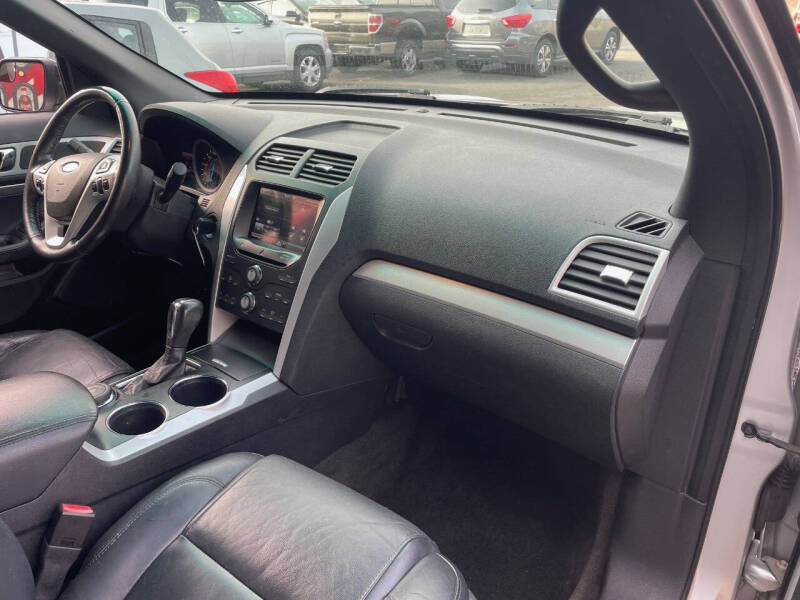 2011 Ford Explorer XLT