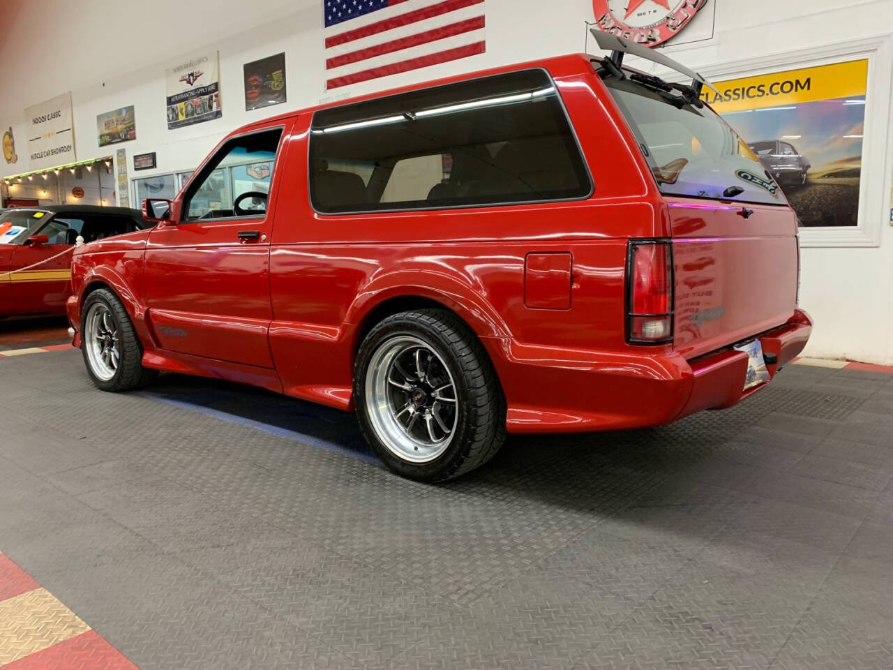 1992 GMC Typhoon 13