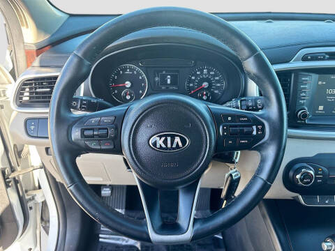 2017 Kia Sorento LX