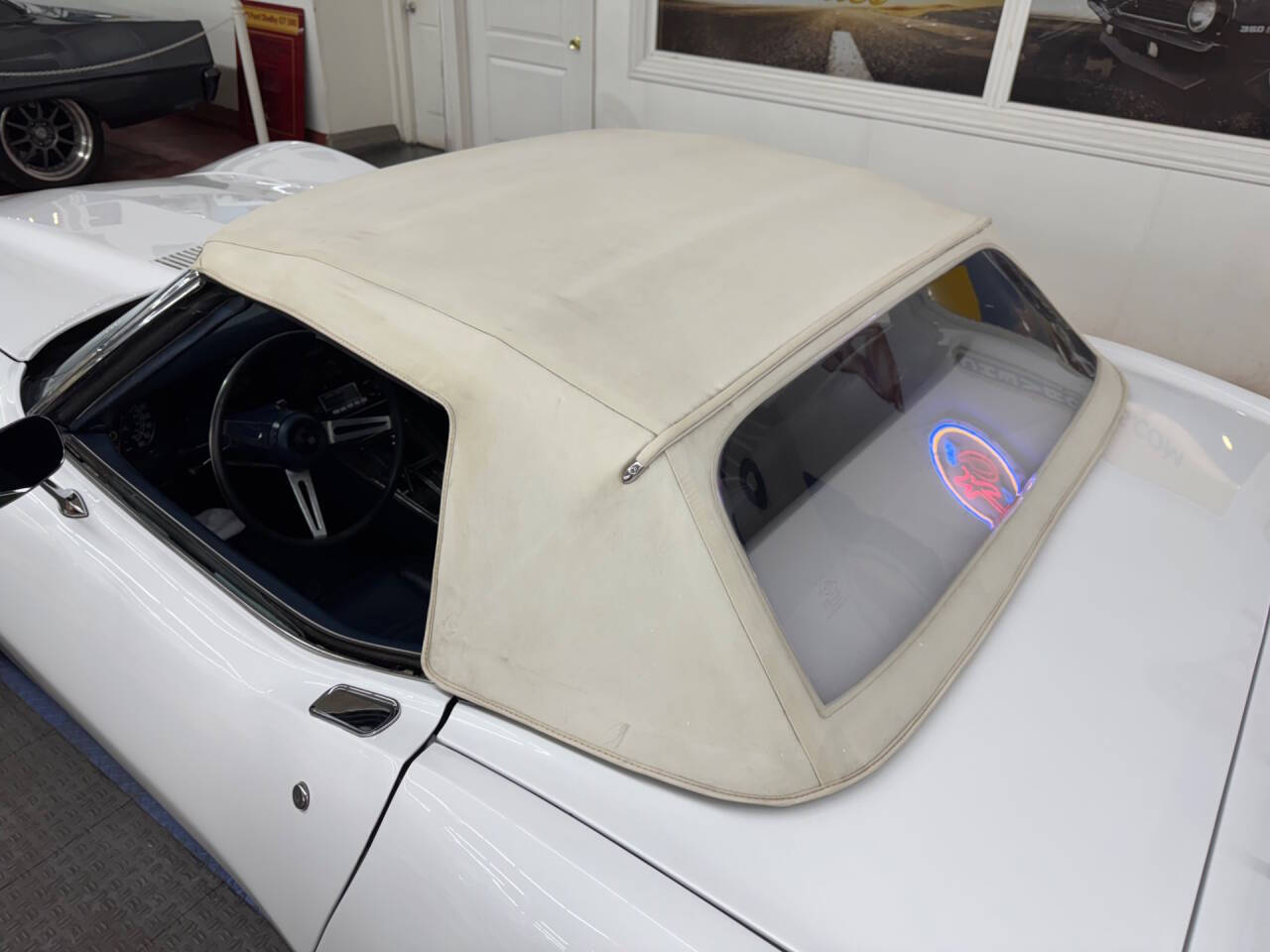 1975 Chevrolet Corvette 4