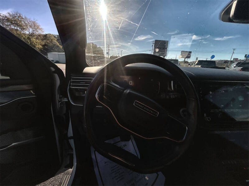 2022 Jeep Grand Wagoneer Series II