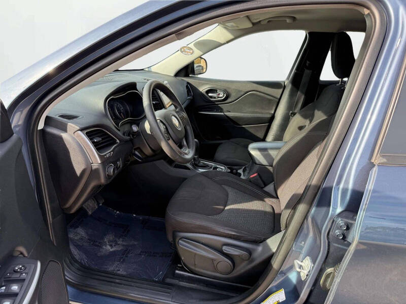 2020 Jeep Cherokee Latitude