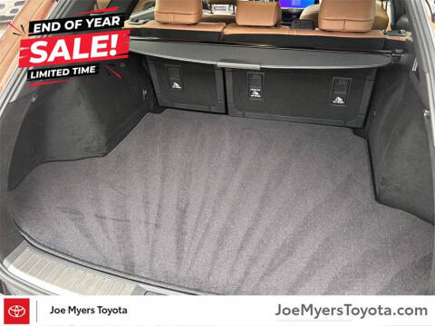 2025 Toyota Crown Signia Limited