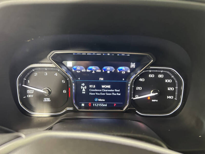 2021 GMC Yukon SLT