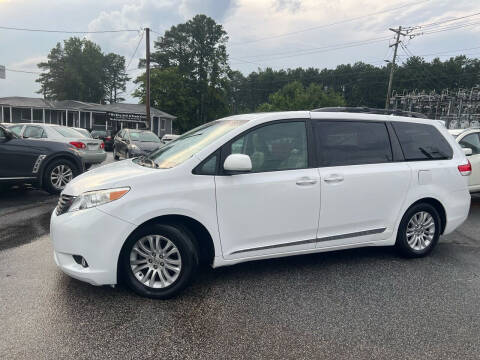 2014 Toyota Sienna for sale at Georgia Car Shop in Marietta GA