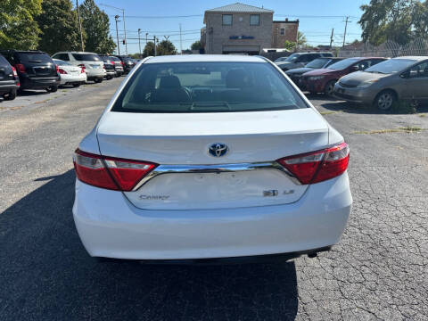 2015 Toyota Camry Hybrid LE