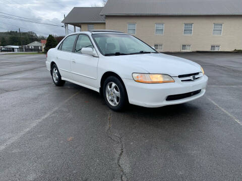 1998 Honda Accord for sale at TRAVIS AUTOMOTIVE in Corryton TN