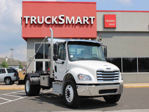 2024 Freightliner M2 106