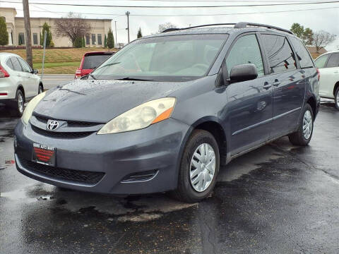 2007 Toyota Sienna LE 7-Passenger