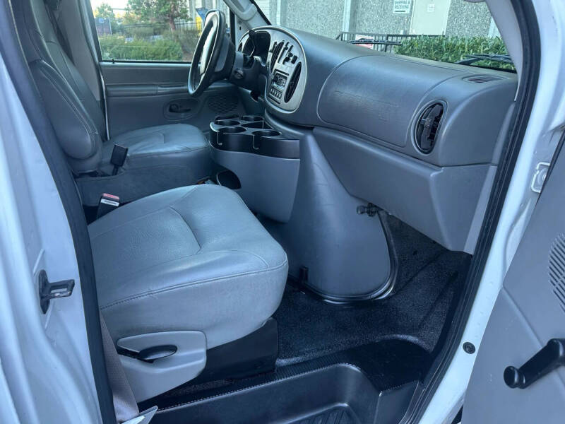 2007 Ford E-Series E-250