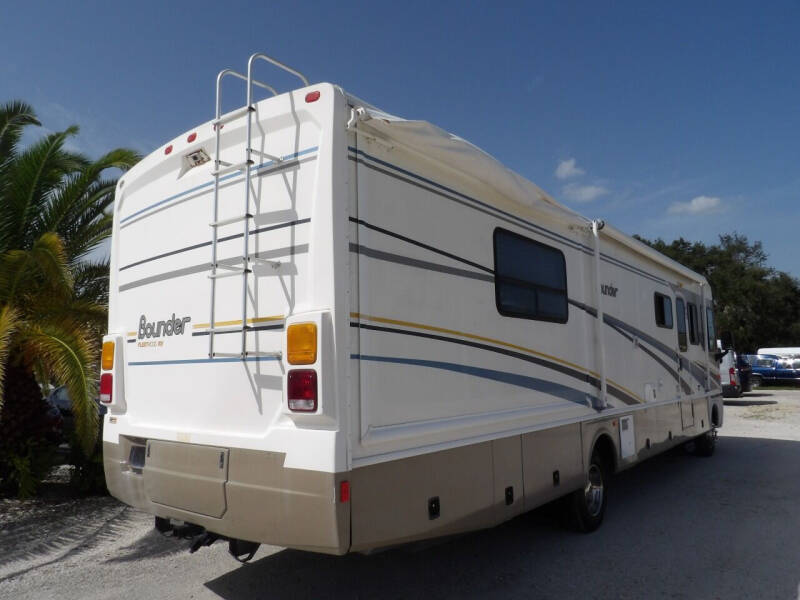 2004 Fleetwood RV 35e