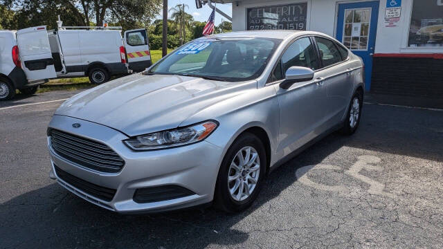 2016 Ford Fusion S