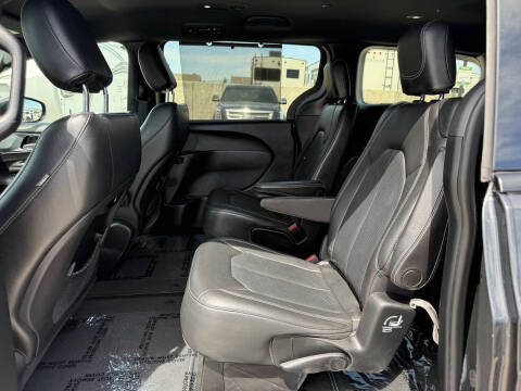 2018 Chrysler Pacifica Touring L