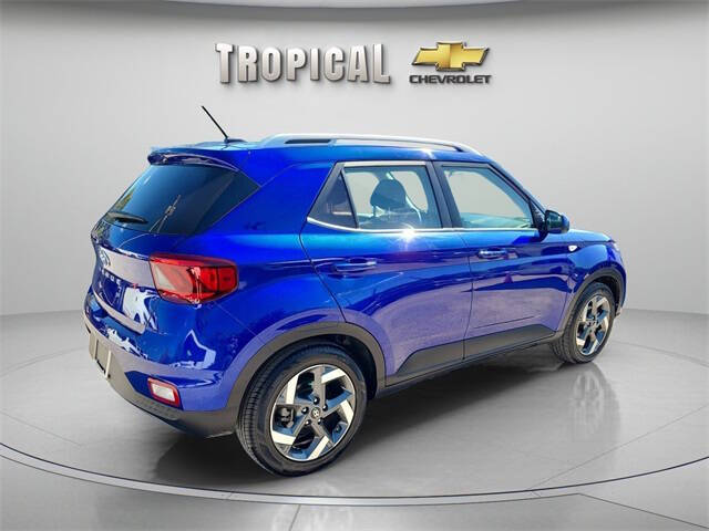 2024 Hyundai Venue SEL