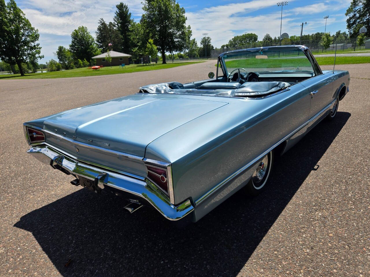 1965 Dodge Polara 16
