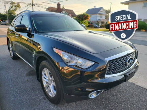 2017 Infiniti QX70