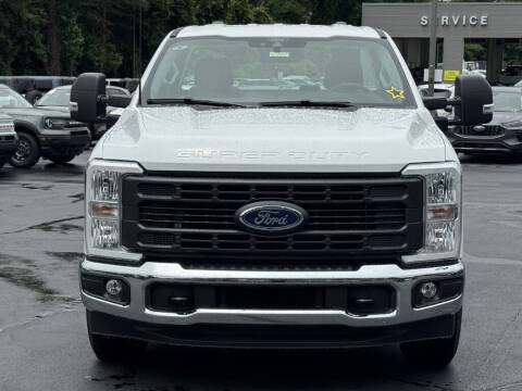 2025 Ford F-350 Super Duty XL
