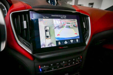 2022 Maserati Ghibli Modena Q4