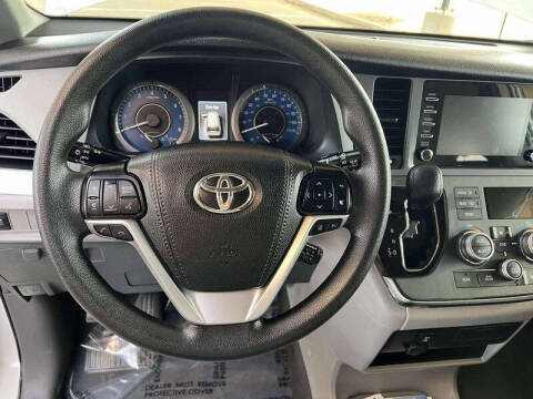 2019 Toyota Sienna L 7-Passenger