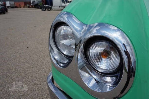 2016 Freightliner Coronado 132