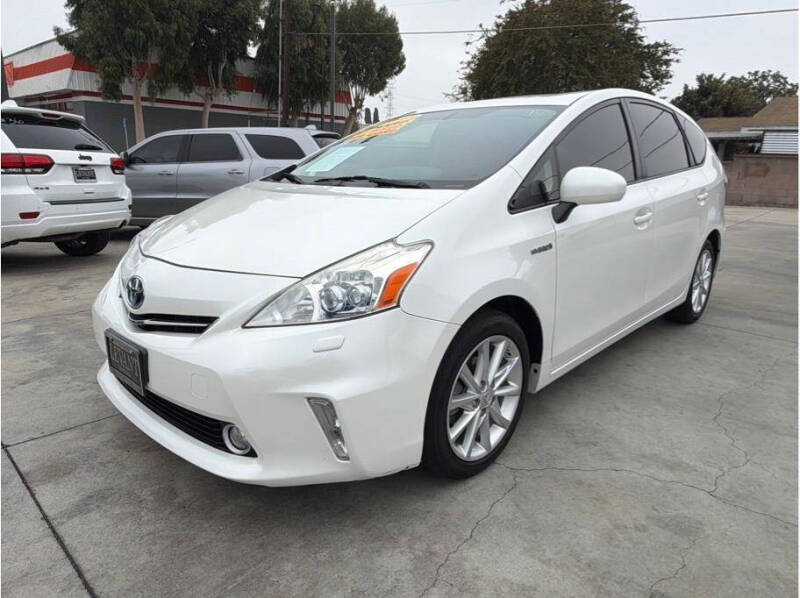 2013 Toyota Prius v