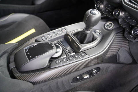 2020 Aston Martin Vantage