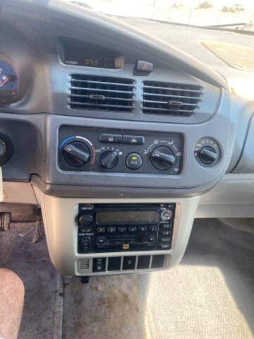 2002 Toyota Sienna LE