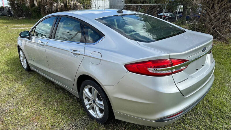 2018 Ford Fusion Hybrid SE