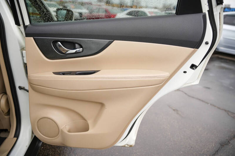 2015 Nissan Rogue SL