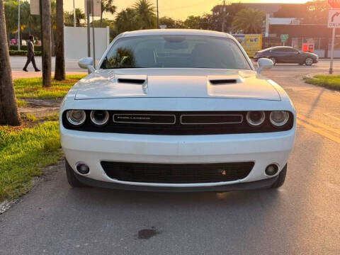 2019 Dodge Challenger SXT