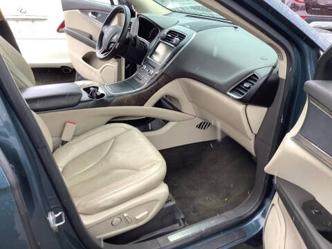 2016 Lincoln MKX Select