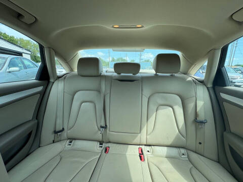 2012 Audi A4 2.0T quattro Premium