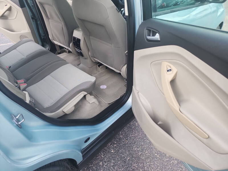 2014 Ford C-MAX Hybrid SE