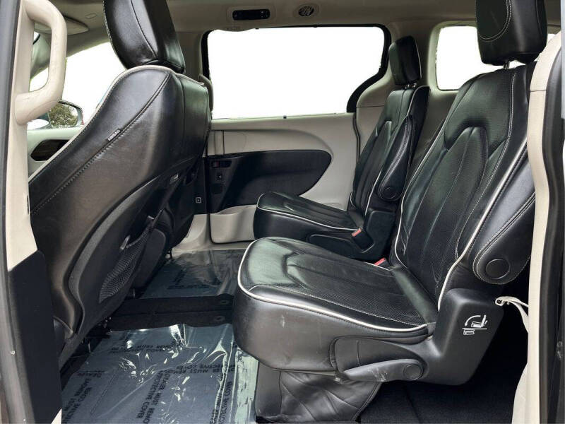 2022 Chrysler Pacifica Limited