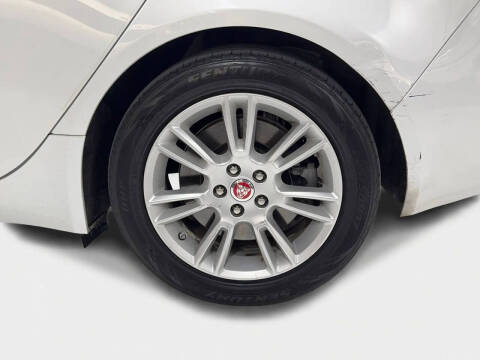 2018 Jaguar XE 25t Premium