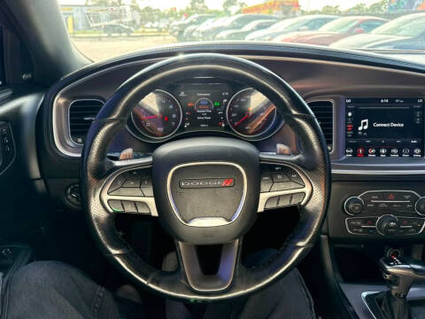 2019 Dodge Charger SXT