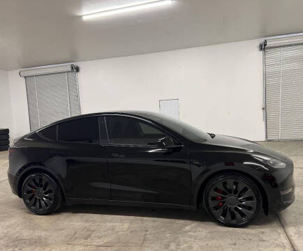 2023 Tesla Model Y Performance