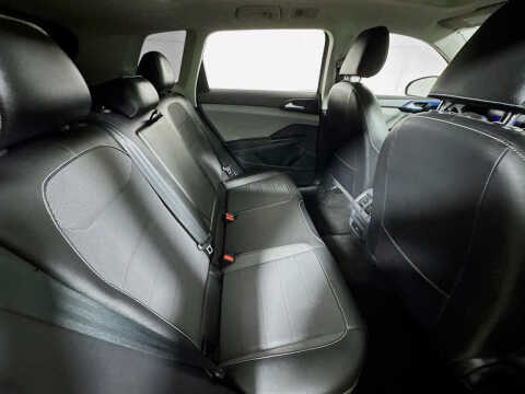 2023 Volkswagen Taos SE 4Motion