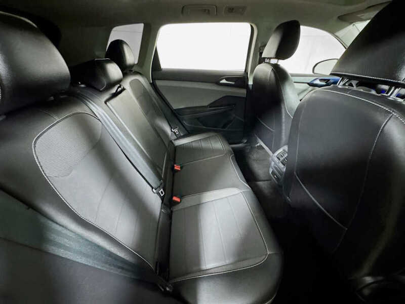 2023 Volkswagen Taos SE 4Motion