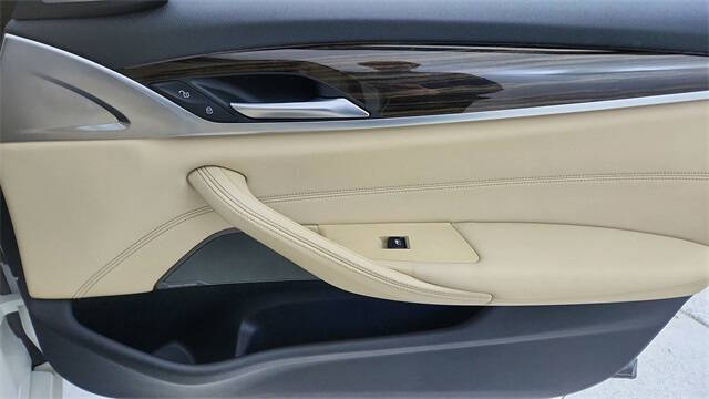 2021 BMW 5 Series 530i