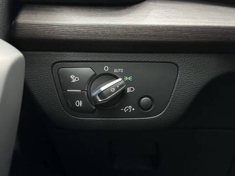 2022 Audi Q5 quattro S line Prem Plus 45 TFSI