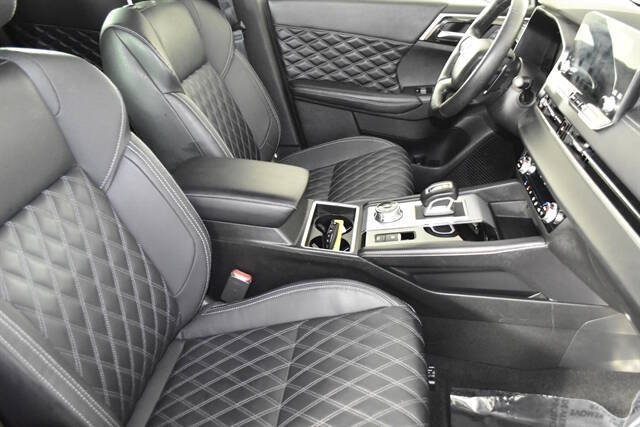 2023 Mitsubishi Outlander SEL