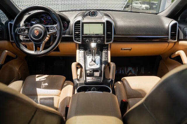 2016 Porsche Cayenne